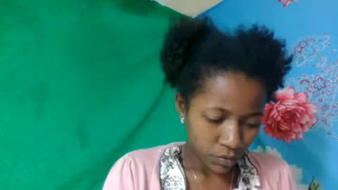 eericca online show from July 10, 11:47 am