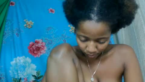 eericca online show from July 13, 1:02 pm