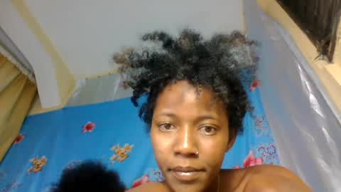 eericca online show from July 28, 11:17 am