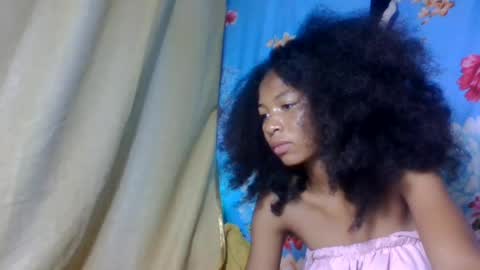eericca online show from July 31, 8:36 am