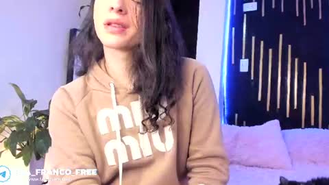Elaia franco online show from June 28, 4:18 am