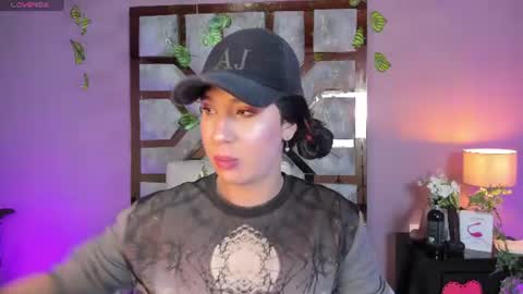 electra_gosselin online show from June 10, 1:05 am