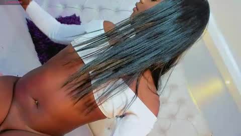 Elecktra online show from April 14, 11:59 am