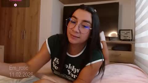 Emilia  online show from February 12, 9:21 pm