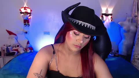 Emili roux online show from December 18, 2:33 pm