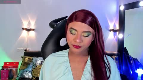 Emili roux online show from April 17, 9:16 pm