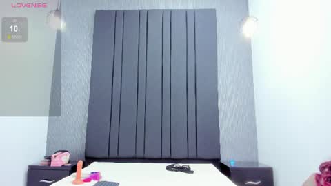 Emily online show from June 12, 4:55 am