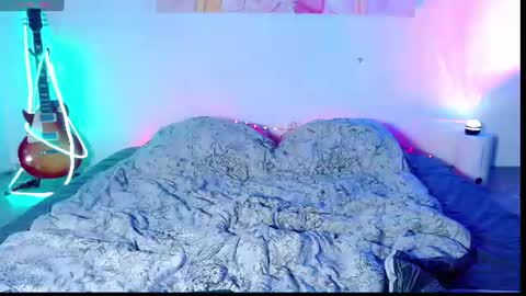 Lia online show from July 18, 9:49 am