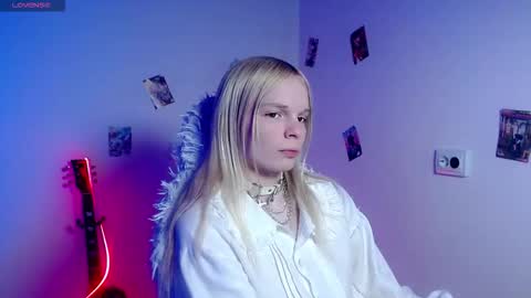 Lia online show from March 23, 2:00 pm