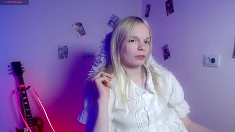 Lia online show from March 27, 1:56 pm