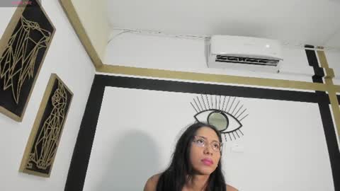 Emily online show from July 15, 11:15 am