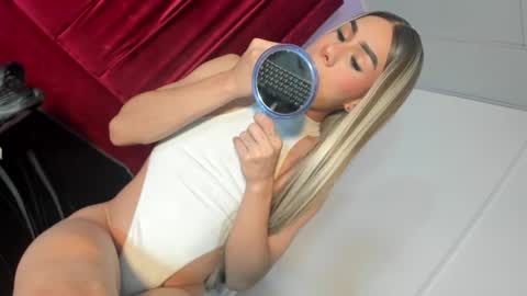 emmabrown10 online show from November 7, 4:34 am