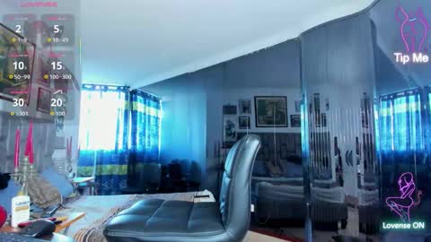 Emma online show from March 20, 1:23 pm