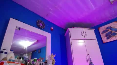 Emma  online show from January 8, 8:35 pm