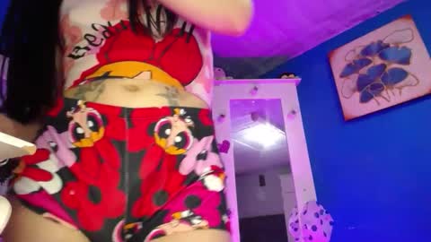 Emma  online show from May 19, 6:36 pm