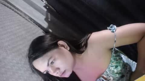 empressrheo online show from December 19, 5:12 am