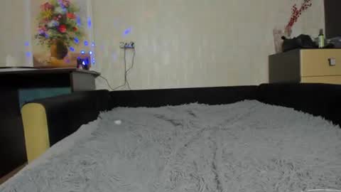 emydeliro online show from July 14, 2:05 am