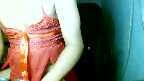 CHUN LY online show from September 16, 3:22 am