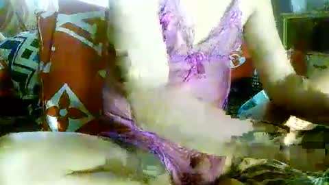 CHUN LY online show from October 11, 3:42 am