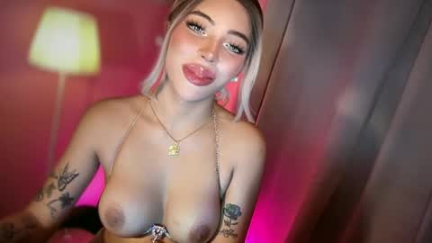 erica_walker online show from August 6, 4:36 pm