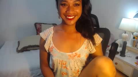 erika_madrigal online show from February 11, 5:29 pm