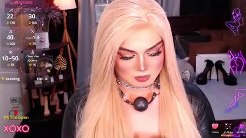 Snapshot of eroticfowler69 chatting on December 2, 12:46 pm Anastasia online show from December 2, 12:46 pm