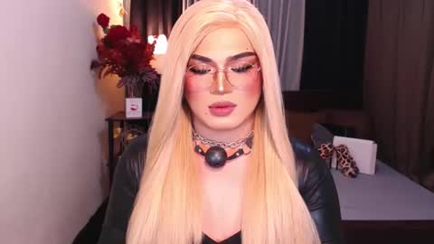 Snapshot of eroticfowler69 chatting on December 23, 6:16 pm Anastasia online show from December 23, 6:16 pm