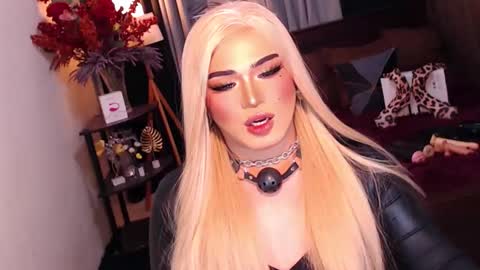 Snapshot of eroticfowler69 chatting on January 2, 12:35 pm Anastasia online show from January 2, 12:35 pm