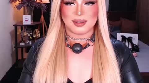 Snapshot of eroticfowler69 chatting on January 11, 5:07 pm Anastasia online show from January 11, 5:07 pm