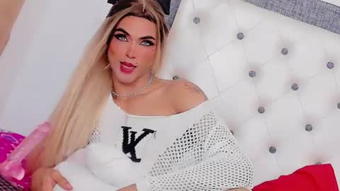 esmeraldasexycutee online show from July 5, 1:11 am