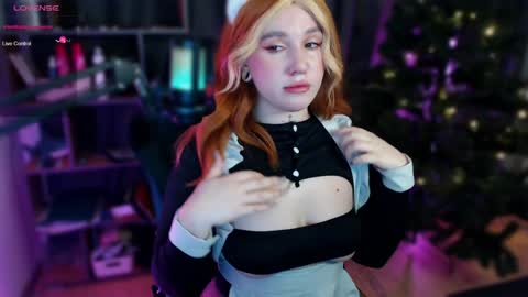 Moon online show from December 9, 11:26 am