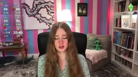 Evie3 online show from June 5, 4:46 pm