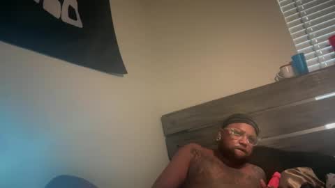 ExtendoKlit online show from February 19, 11:36 pm