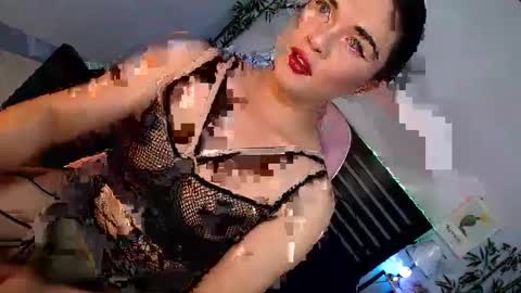 Snapshot of fantasticcock69_daniella chatting on February 24, 2:04 pm DANIELLA - DONT FORGET TO GIVE ME A THUMBSU UP online show from February 24, 2:04 pm