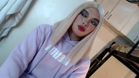 DANIELLA - DONT FORGET TO GIVE ME A THUMBSU UP online show from July 29, 2:21 am