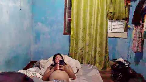 fantasyblue143 online show from March 24, 1:16 pm