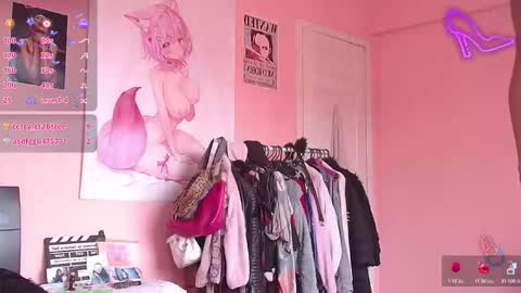 FELINE online show from December 17, 6:02 pm