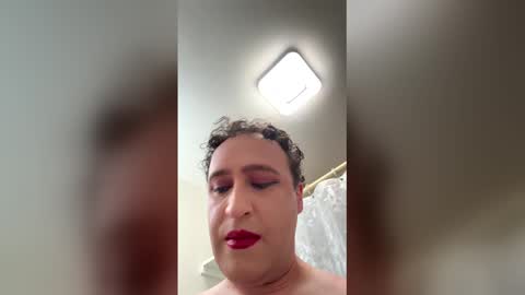 Bobbi EnFemme online show from June 8, 12:26 pm