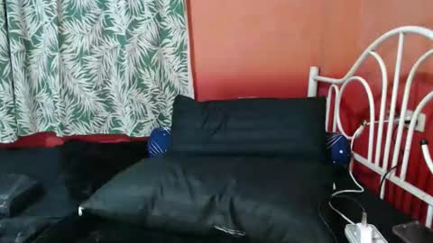 feminine_tsx online show from March 23, 3:39 pm