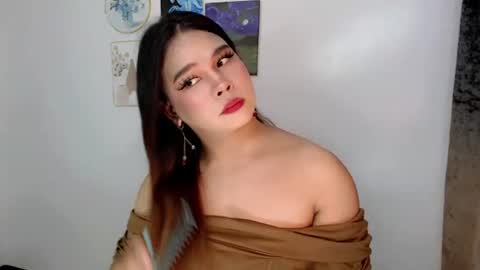 Jasmine online show from August 3, 12:32 am