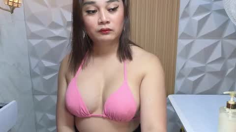 ASHLY online show from April 16, 2:23 am