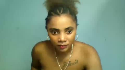 flooreenceee online show from July 12, 10:19 am