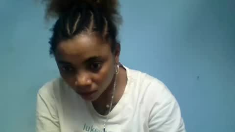 flooreenceee online show from July 14, 6:07 am