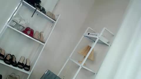 KHATRINA STACIE MARIE online show from April 20, 1:18 am