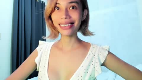 fuckingsexy143 online show from June 13, 3:28 am