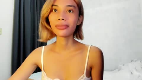 fuckingsexy143 online show from July 2, 3:34 am