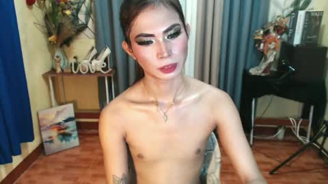 ANGELICA FOX online show from July 7, 6:47 am