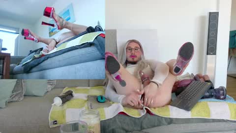 GingerPink online show from April 8, 9:21 am