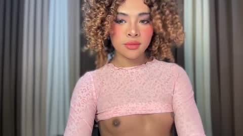 queen ronna online show from July 23, 12:04 am
