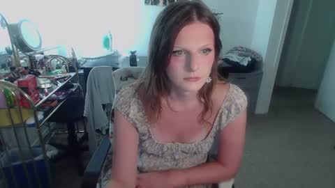 Goddess of Insanity online show from July 14, 2:34 pm